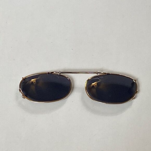 52 RecA Solar Shield Sun Glasses - Picture 3 of 5